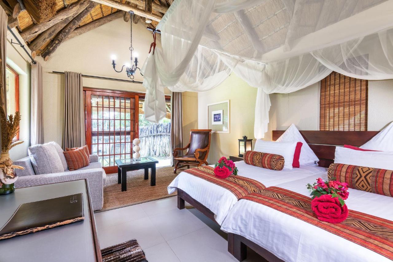 Frans Indongo Lodge Otjiwarongo Exterior foto