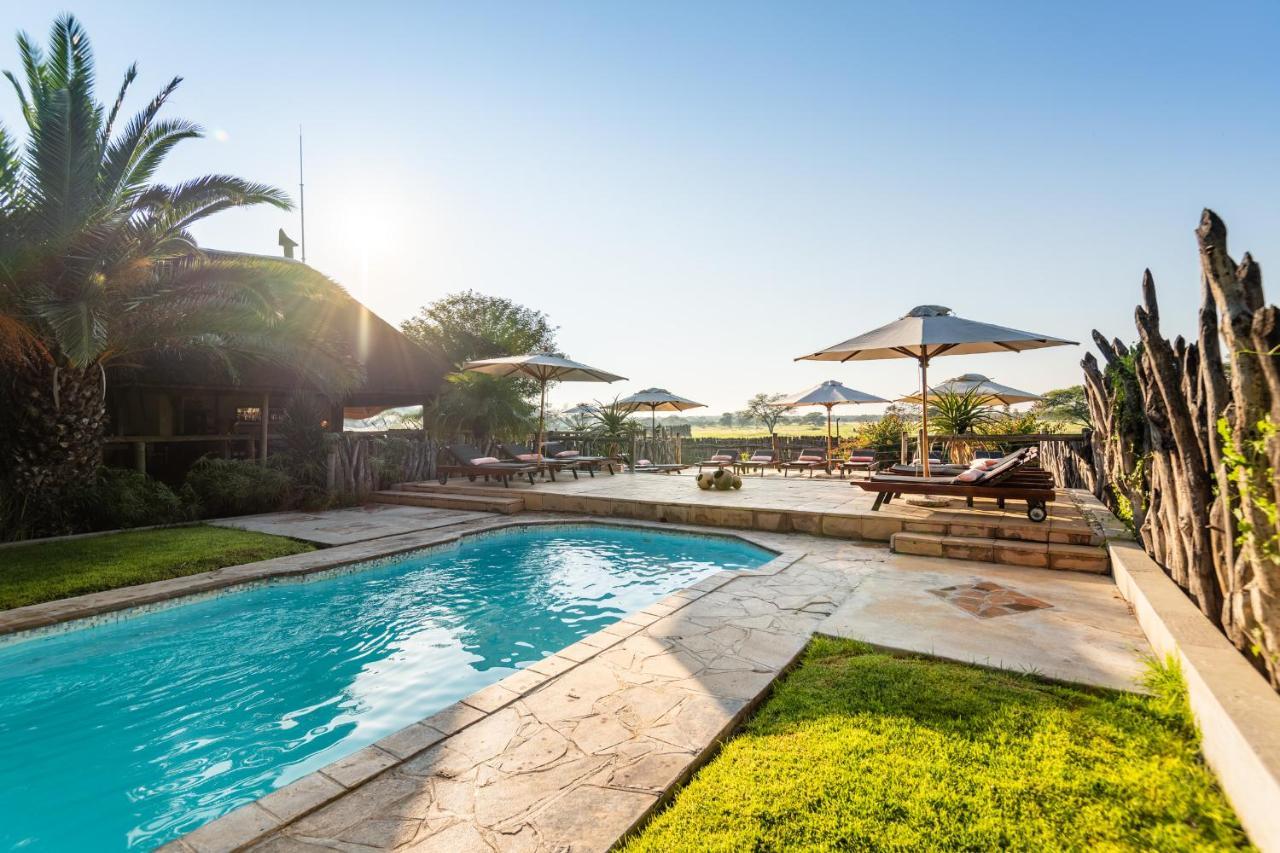 Frans Indongo Lodge Otjiwarongo Exterior foto