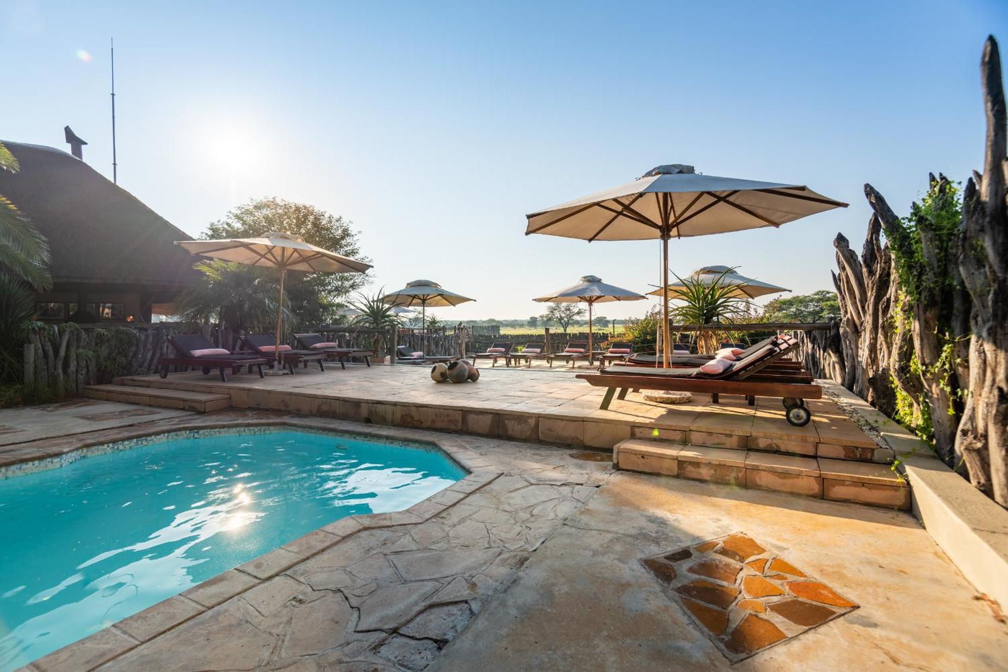 Frans Indongo Lodge Otjiwarongo Exterior foto